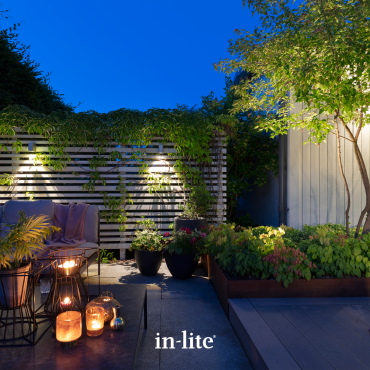 Ace Down Wall 230V White  10x6,4 cm